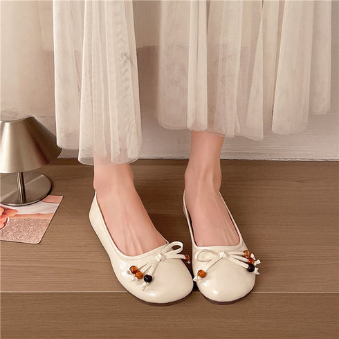 Women Retro Vintage Wooden Bead Small Front Bow Ballet Flats, Round Toe Wrinkled Soft Glossy Patent Metallic Leather Foldable Comfy Slip On Casual Daily Doll Ballerina Loafer Slippers Metallic
