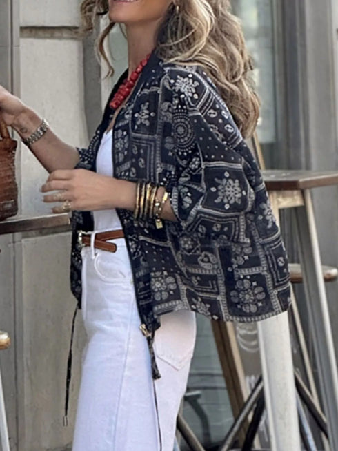 Black lightweight printed zip up jacket for women