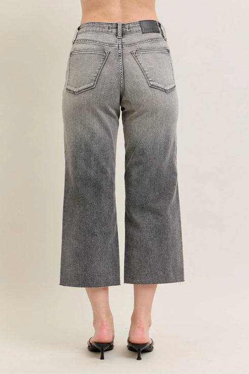 Judy Blue Gray Embroidered Wide-Leg Capri Jeans: Gray capri jeans, rear view