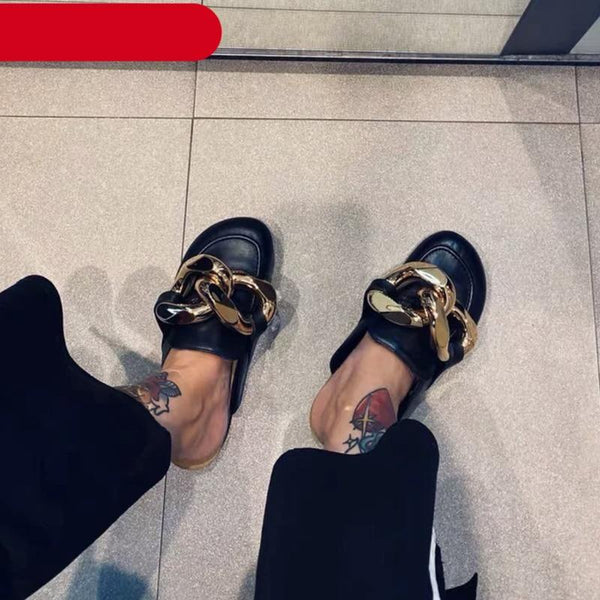 STEVVEX Gold-Tone Chain Closed-Toe Mule Flats